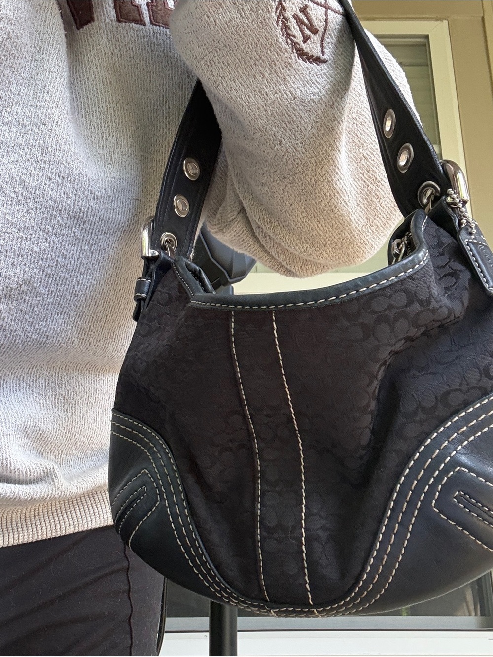 COACH Mini SoHo black bag - Picture 2 of 11